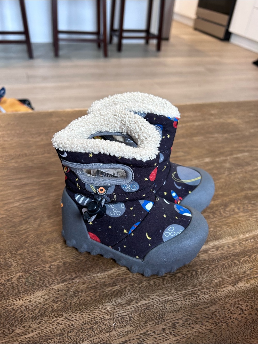 BOGS B-Moc Space Boot Black Waterproof Insulated Snow Winter Booties Warm Unisex
